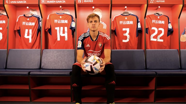 万博体育体育成为奥萨苏纳的官方博彩合作伙伴